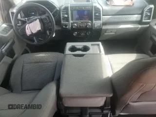 2020 Ford F-250 XL z VIN 1FT7W2AT5LED61961, wystawiony jako Copart lot #57021755 z przebiegiem 90 256 mil mil oraz Szkoda całkowita • Salvage title. Historia ofert i sprzedaży dostępna na DreamBid. Obrazek 8.