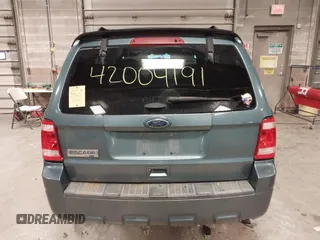 2011 Ford Escape XLT with VIN 1FMCU0D70BKB25088, listed as a IAAI auction lot 42004191 with 200,665 mi miles. Bid and sale history available at carsss.com. Image 16.