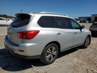 2017 Nissan Pathfinder Platinum with VIN 5N1DR2MN4HC652716, listed as a Copart auction lot 77750494 with 91,750 mi miles and Salvage Title. Bid and sale history available at carsss.com. Image 3.