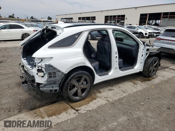 2024 Genesis GV70 2.5T with VIN 5NMMADTB5RH010880, listed as a Copart auction lot 57459145 with 4,194 mi miles and Clean title. Bid and sale history available at DreamBid. Image 3.
