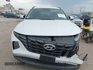 2024 Hyundai Tucson SEL with VIN 5NMJB3DE7RH427985, listed as a IAAI auction lot 42113557 with 18,181 mi miles. Bid and sale history available at carsss.com. Image 6.