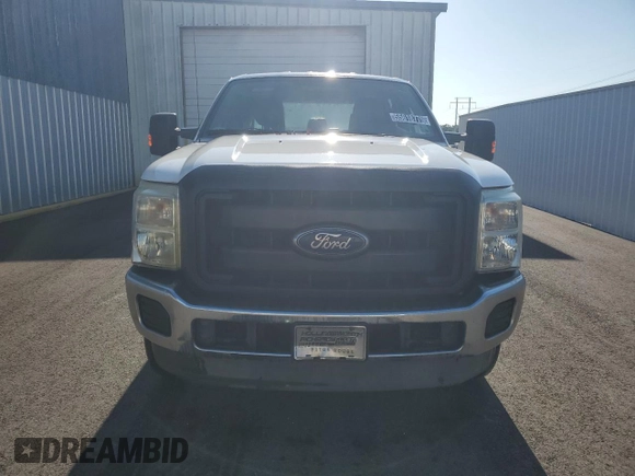 2012 Ford F-250 XL with VIN 1FT7W2B65CEC57334, listed as a Copart auction lot 55618775 with 132,095 mi miles and Clean title. Bid and sale history available at DreamBid. Image 5.