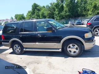 2006 Ford Expedition Eddie Bauer z VIN 1FMPU17596LB00921, wystawiony jako IAAI lot #42388660 z przebiegiem Nie podano mil oraz . Historia ofert i sprzedaży dostępna na DreamBid. Obrazek 13.
