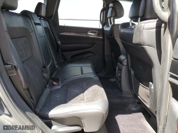 2018 Jeep Grand Cherokee Trailhawk with VIN 1C4RJFLT6JC328715, listed as a Copart auction lot 49987175 with 105,515 mi miles and Salvage Title. Bid and sale history available at carsss.com. Image 11.
