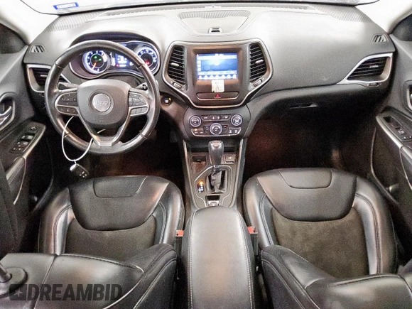 2019 Jeep Cherokee Latitude Plus z VIN 1C4PJLLB7KD176369, wystawiony jako Copart lot #62179475 z przebiegiem 156 492 mil mil oraz Czysty tytuł • Clean title. Historia ofert i sprzedaży dostępna na DreamBid. Obrazek 8.