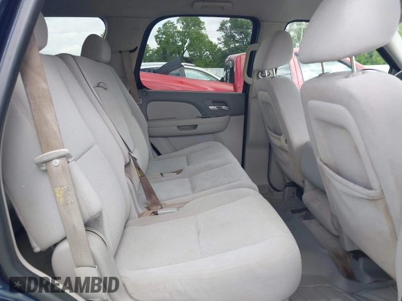 2007 Chevrolet Tahoe LTZ with VIN 1GNFC13J17R171865, listed as a IAAI auction lot 42472292 with 189,136 mi miles and . Bid and sale history available at DreamBid. Image 8.