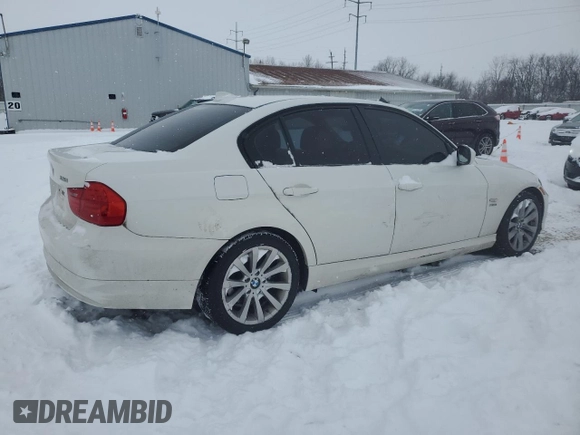 2011 BMW 3 Series 328i xDrive with VIN WBAPK5C50BF126062, listed as a Copart auction lot 41486135 with 141,809 mi miles and Salvage Title. Bid and sale history available at carsss.com. Image 3.