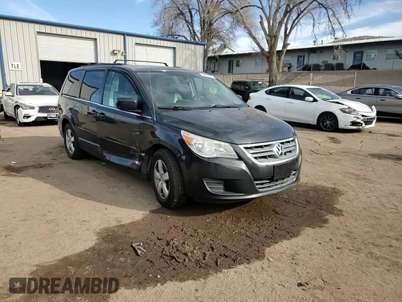 2011 Volkswagen Routan SE with VIN 2V4RW3DGXBR642528, listed as a Copart auction lot 45082055 with 167,067 mi miles and Salvage title. Bid and sale history available at DreamBid. Image 11.