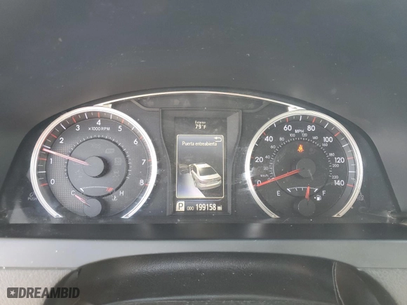 2015 Toyota Camry XLE with VIN 4T1BF1FK6FU039291, listed as a Copart auction lot 50924105 with 199,158 mi miles and Salvage Title. Bid and sale history available at carsss.com. Image 9.