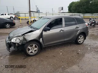 2006 Toyota Matrix STD z VIN 2T1KR32E66C600495, wystawiony jako Copart lot #54740495 z przebiegiem 211 974 mil mil oraz Szkoda całkowita • Salvage title. Historia ofert i sprzedaży dostępna na DreamBid. Obrazek 1.