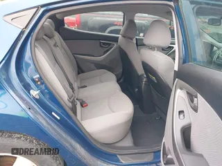 2013 Hyundai Elantra GLS z VIN KMHDH4AE8DU971690, wystawiony jako IAAI lot #42337320 z przebiegiem 114 313 mil mil oraz . Historia ofert i sprzedaży dostępna na DreamBid. Obrazek 8.