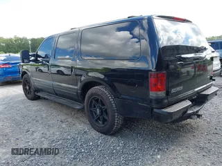 2003 Ford Excursion Special Serv z VIN 1FMNU40S23ED53961, wystawiony jako IAAI lot #42200815 z przebiegiem 232 477 mil mil oraz . Historia ofert i sprzedaży dostępna na DreamBid. Obrazek 3.
