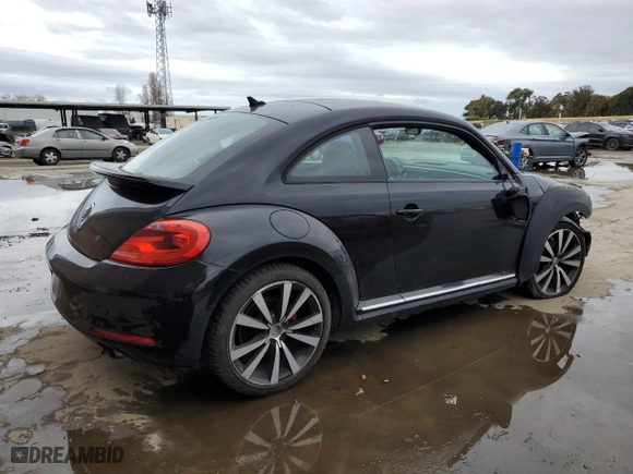 2012 Volkswagen Beetle 2.0T Turbo PZEV with VIN 3VWVA7AT0CM625968, listed as a Copart auction lot 43543005 with 0 mi miles and Salvage Title. Bid and sale history available at carsss.com. Image 3.