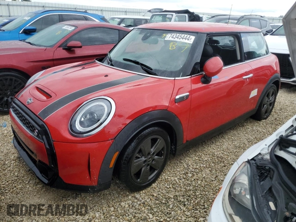 2022 MINI Hardtop Cooper S z VIN WMW53DH03N2S36563, wystawiony jako Copart lot #74345444 z przebiegiem Nie podano mil oraz Nie do naprawy • Non repairable. Historia ofert i sprzedaży dostępna na DreamBid. Obrazek 1.