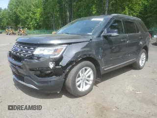 2017 Ford Explorer XLT z VIN 1FM5K8D84HGE07395, wystawiony jako Copart lot #58403535 z przebiegiem 172 638 mil mil oraz Szkoda całkowita • Salvage title. Historia ofert i sprzedaży dostępna na DreamBid. Obrazek 1.