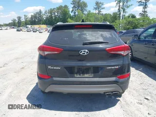 2016 Hyundai Tucson Limited with VIN KM8J33A2XGU195973, listed as a IAAI auction lot 42198560 with 111,181 mi miles. Bid and sale history available at carsss.com. Image 16.