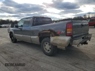 2000 GMC New Sierra 1500 SLE with VIN 2GTEK19T6Y1127628, listed as a Copart auction lot 80293634 with 190,103 mi miles and Salvage Title. Bid and sale history available at carsss.com. Image 2.