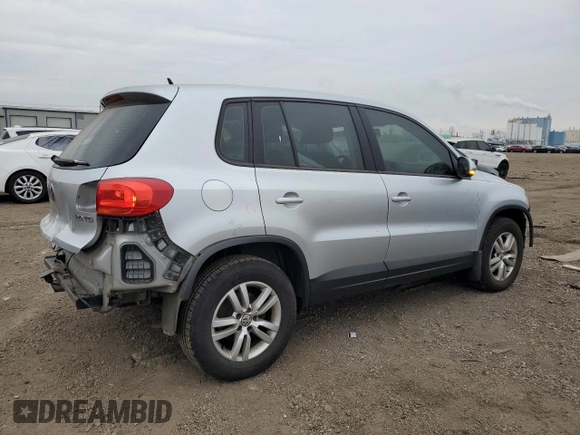 2013 Volkswagen Tiguan S with VIN WVGAV7AX4DW555526, listed as a Copart auction lot 44681755 with 156,488 mi miles and Salvage title. Bid and sale history available at DreamBid. Image 3.