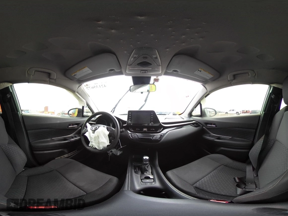 2020 Toyota C-HR LE z VIN JTNKHMBX1L1074377, wystawiony jako IAAI lot #42135672 z przebiegiem 88 846 mil mil oraz . Historia ofert i sprzedaży dostępna na DreamBid. Obrazek 19.