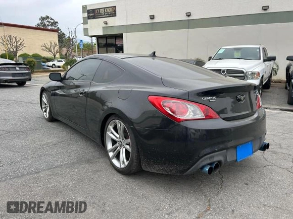 2011 Hyundai Genesis Coupe Grand Touring with VIN KMHHU6KH5BU061431, listed as a Copart auction lot 53547875 with 61,839 mi miles and Clean title. Bid and sale history available at DreamBid. Image 3.