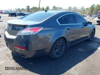 2010 Acura TL Technology z VIN 19UUA8F56AA009797, wystawiony jako IAAI lot #41987804 z przebiegiem 293 567 mil mil oraz . Historia ofert i sprzedaży dostępna na DreamBid. Obrazek 4.