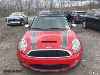 2010 MINI Cooper Convertible S with VIN WMWMS3C58ATY09229, listed as a IAAI auction lot 42055305 with 142,396 mi miles. Bid and sale history available at carsss.com. Image 6.