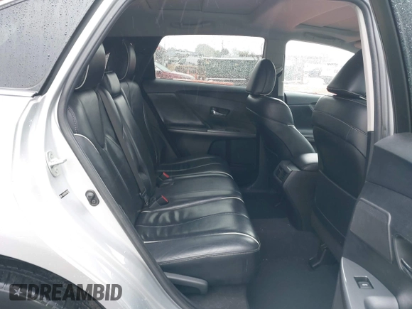2014 Toyota Venza XLE z VIN 4T3BK3BBXEU107949, wystawiony jako IAAI lot #41988138 z przebiegiem 156 502 mil mil oraz . Historia ofert i sprzedaży dostępna na DreamBid. Obrazek 8.