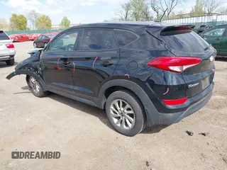2017 Hyundai Tucson SE with VIN KM8J23A47HU536722, listed as a IAAI auction lot 42050171 with 101,092 mi miles and . Bid and sale history available at DreamBid. Image 3.