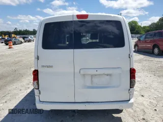 2017 Nissan NV200 SV z VIN 3N6CM0KN9HK703107, wystawiony jako Copart lot #55273234 z przebiegiem 194 548 mil mil oraz Szkoda całkowita • Salvage title. Historia ofert i sprzedaży dostępna na DreamBid. Obrazek 6.