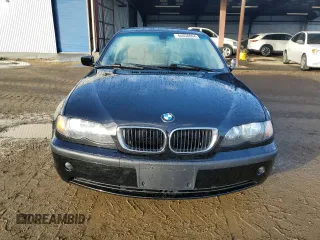 2005 BMW 3 Series 325i with VIN WBAAZ334X5KP92841, listed as a Copart auction lot 84638894 with Not provided miles and Salvage title. Bid and sale history available at DreamBid. Image 5.