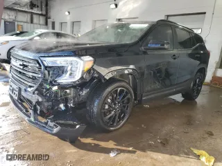 2024 GMC Terrain SLE with VIN 3GKALMEG8RL370089, listed as a Copart auction lot 44820375 with 3,139 mi miles and Salvage Title. Bid and sale history available at carsss.com. Image 1.