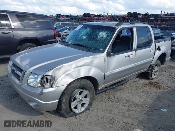 2005 Ford Explorer Sport Trac XLS z VIN 1FMZU67K15UA98747, wystawiony jako IAAI lot #42014293 z przebiegiem 231 902 mil mil oraz . Historia ofert i sprzedaży dostępna na DreamBid. Obrazek 2.
