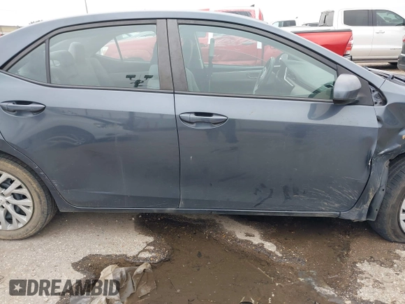2018 Toyota Corolla L z VIN 5YFBURHE8JP762341, wystawiony jako IAAI lot #41616281 z przebiegiem 141 882 mil mil oraz . Historia ofert i sprzedaży dostępna na DreamBid. Obrazek 13.