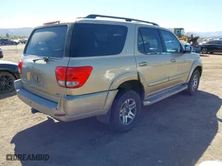 2005 Toyota Sequoia SR5 with VIN 5TDZT34A55S248543, listed as a IAAI auction lot 41694752 with 354,777 mi miles. Bid and sale history available at carsss.com. Image 4.
