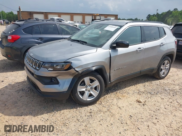 2022 Jeep Compass Latitude with VIN 3C4NJCBB7NT238456, listed as a IAAI auction lot 42489263 with 53,152 mi miles and . Bid and sale history available at DreamBid. Image 2.