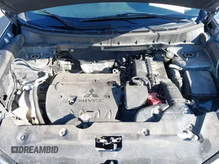 2018 Mitsubishi Outlander SE with VIN JA4AR3AW4JZ034691, listed as a IAAI auction lot 42004538 with 130,617 mi miles and . Bid and sale history available at DreamBid. Image 10.