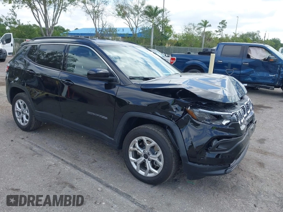 2025 Jeep Compass Latitude с VIN 3C4NJDBN9ST569440, выставлен на аукционе IAAI как лот 42098482 с пробегом 2 575 миль миль и . История ставок и продаж доступна на DreamBid. Изображение 1.