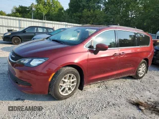 2020 Chrysler Voyager LX z VIN 2C4RC1CG0LR217068, wystawiony jako Copart lot #65889834 z przebiegiem 34 871 mil mil oraz Szkoda całkowita • Salvage title. Historia ofert i sprzedaży dostępna na DreamBid. Obrazek 1.