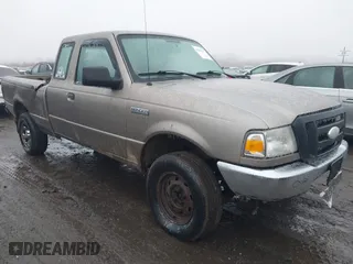 2006 Ford Ranger XL with VIN 1FTYR15E16PA16078, listed as a IAAI auction lot 41504213 with 131,221 mi miles. Bid and sale history available at carsss.com. Image 1.