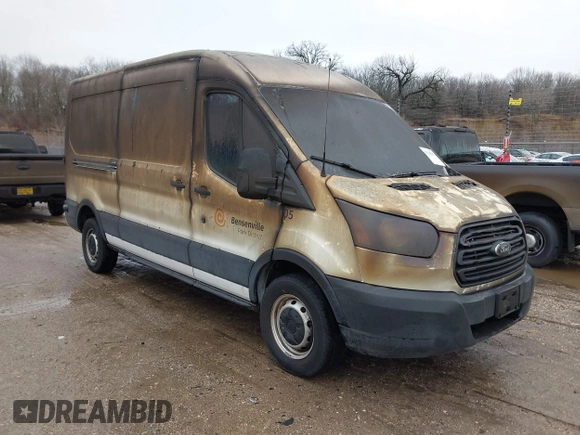 2019 Ford Transit with VIN 1FTBW2CM4KKB60505, listed as a IAAI auction lot 41718275 with 10,824 mi miles and . Bid and sale history available at carsss.com. Image 1.
