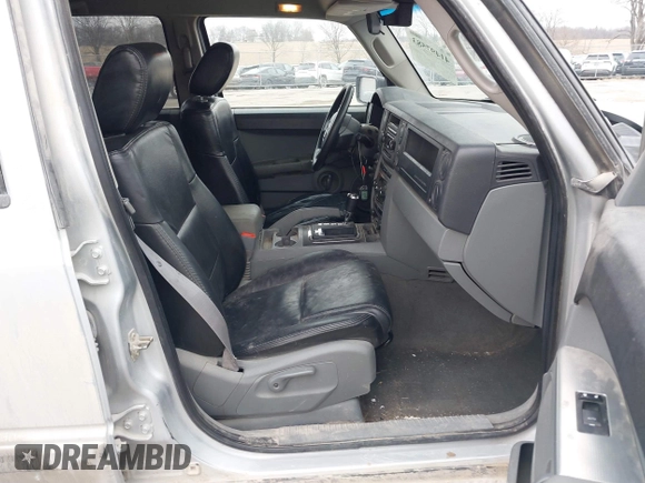 2007 Jeep Commander Sport с VIN 1J8HG48P07C577569, выставлен на аукционе IAAI как лот 41497583 с пробегом 245 446 миль миль и . История ставок и продаж доступна на DreamBid. Изображение 5.