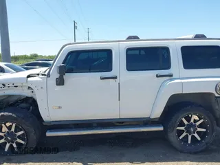 2008 Hummer H3 Luxury z VIN 5GTEN13E188190871, wystawiony jako IAAI lot #42019048 z przebiegiem 221 420 mil mil oraz . Historia ofert i sprzedaży dostępna na DreamBid. Obrazek 14.