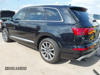 2017 Audi Q7 Premium Plus with VIN WA1LAAF75HD047186, listed as a IAAI auction lot 42280297 with 85,492 mi miles and . Bid and sale history available at DreamBid. Image 3.