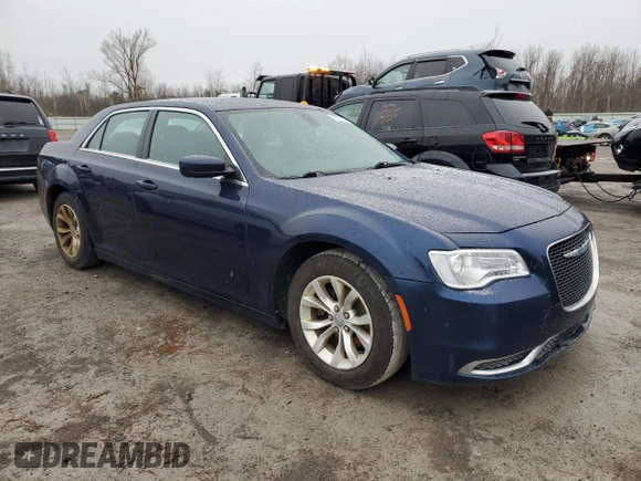 2016 Chrysler 300 Anniversary Edition with VIN 2C3CCAAG8GH197726, listed as a Copart auction lot 48639725 with 199,523 mi miles and Clean Title. Bid and sale history available at DreamBid. Image 4.