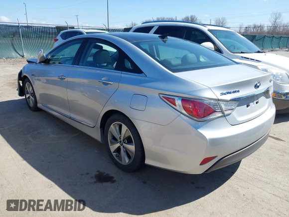 2012 Hyundai Sonata Hybrid z VIN KMHEC4A42CA054710, wystawiony jako IAAI lot #41871775 z przebiegiem Nie podano mil oraz . Historia ofert i sprzedaży dostępna na DreamBid. Obrazek 3.