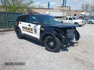 2023 Ford Police Interceptor Utility z VIN 1FM5K8AB3PGB15431, wystawiony jako IAAI lot #42025617 z przebiegiem 9 779 mil mil oraz . Historia ofert i sprzedaży dostępna na DreamBid. Obrazek 1.