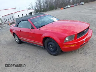 2007 Ford Mustang Deluxe with VIN 1ZVFT84N675296027, listed as a IAAI auction lot 41854793 with Not Provided miles and . Bid and sale history available at carsss.com. Image 1.