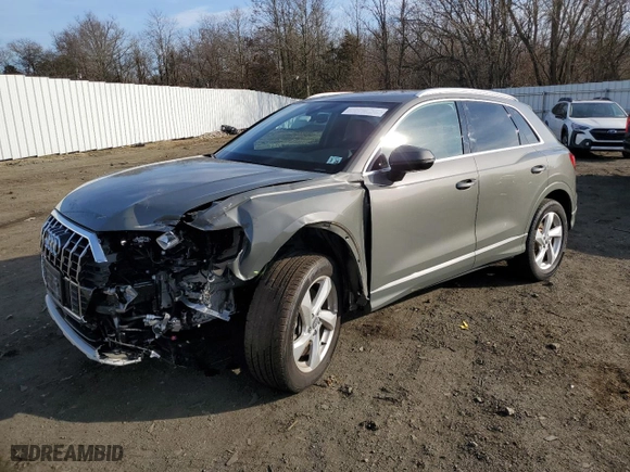 2020 Audi Q3 Premium Plus with VIN WA1BECF34L1010214, listed as a Copart auction lot 46989625 with 15,974 mi miles and Salvage Title. Bid and sale history available at carsss.com. Image 1.