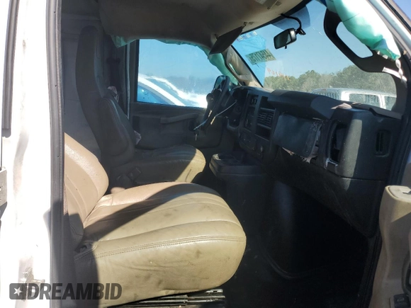 2020 Chevrolet Express Cargo Van with VIN 1GCWGAFGXL1119169, listed as a Copart auction lot 44547175 with 206,647 mi miles and Salvage Title. Bid and sale history available at carsss.com. Image 7.