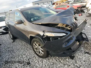 2016 Jeep Cherokee 75th Anniversary с VIN 1C4PJLCB9GW377119, выставлен на аукционе Copart как лот 49912325 с пробегом 147 919 миль миль и Списание • Salvage title. История ставок и продаж доступна на DreamBid. Изображение 4.